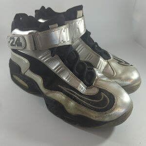 Nike Air Griffey 24 Max 1 GS Black Metallic Silver Size 11  Used Euro 40